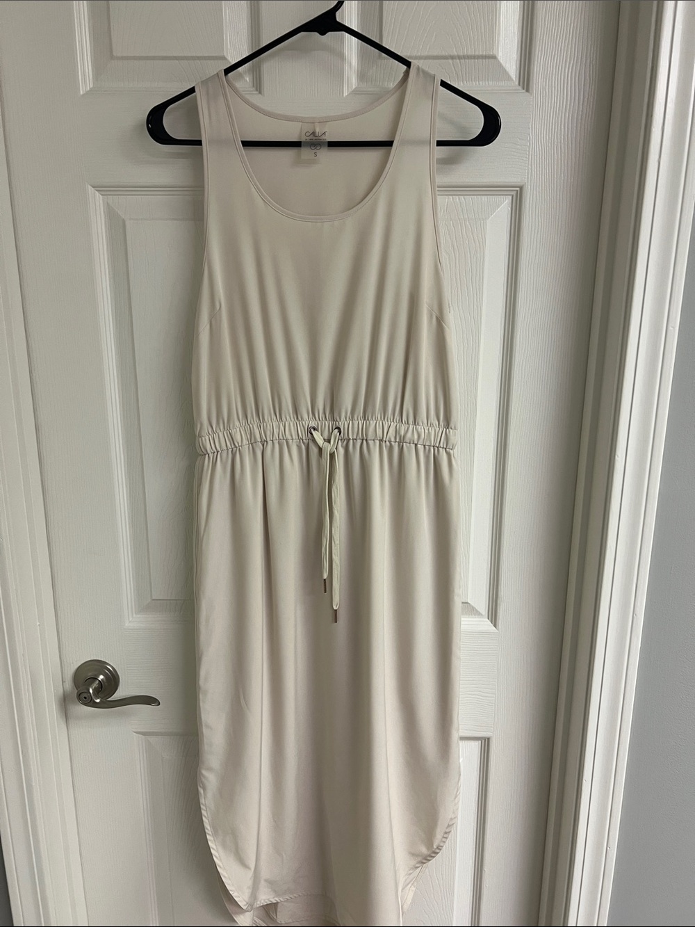 CALIA by Carrie Underwood Sleeveless Drawstring Midi Dress in Light Cream